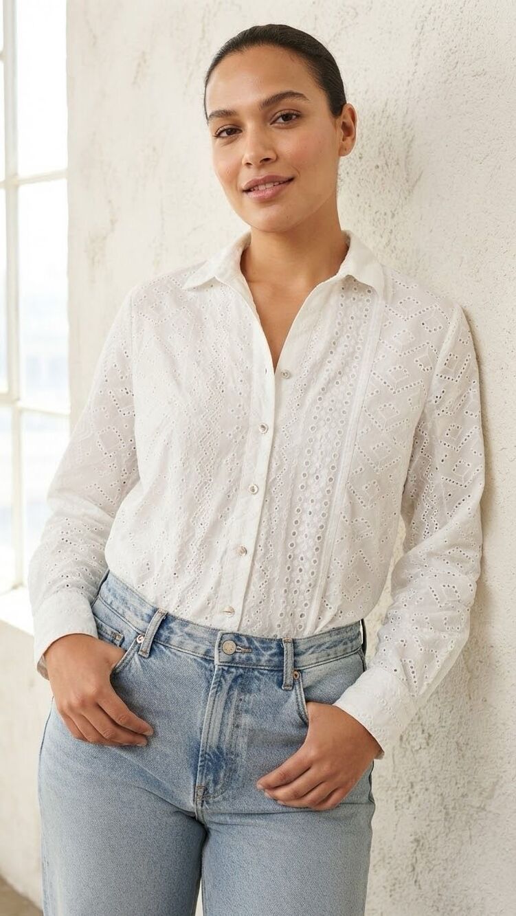 ZARA White Eyelet Embroidered Button Down Shirt Blouse Long Sleeve Size XS